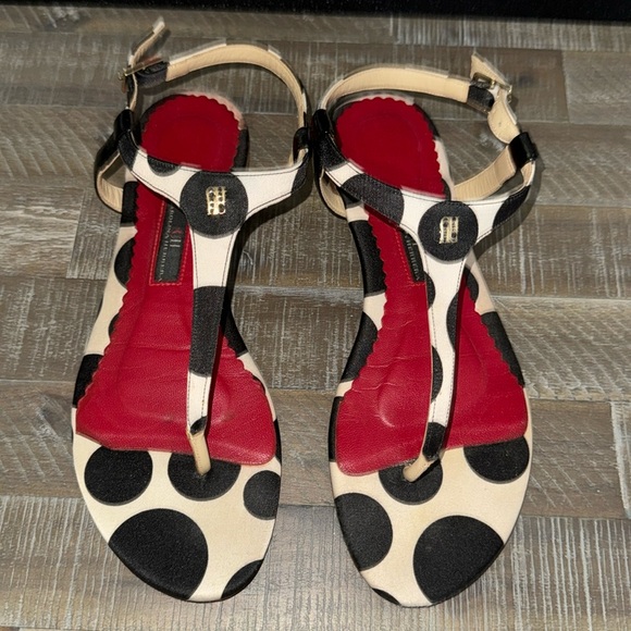 8/10 Condition - Picture 1 of 3